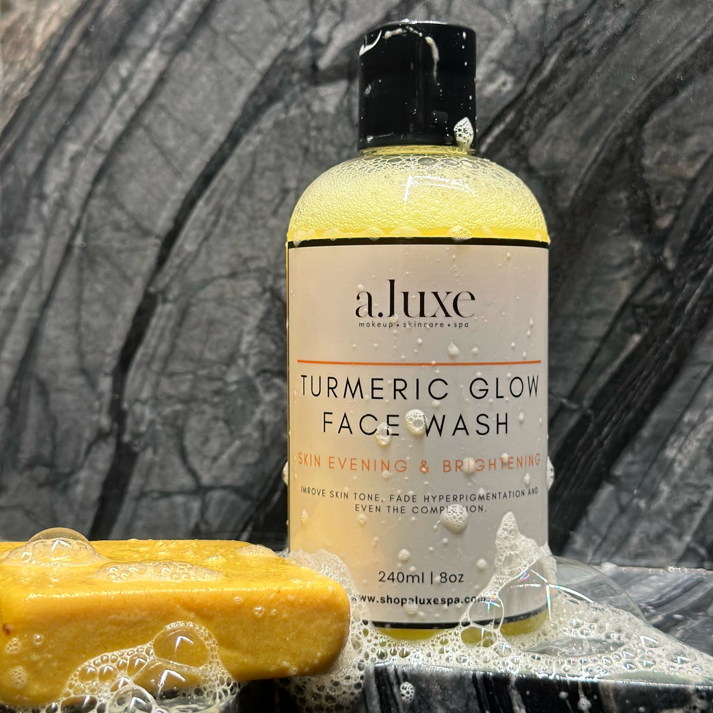 TURMERIC GLOW FACE WASH